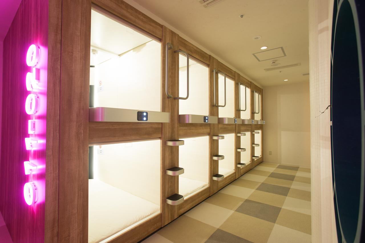 New Japan Lady'S Capsule Hotel 오사카 외부 사진